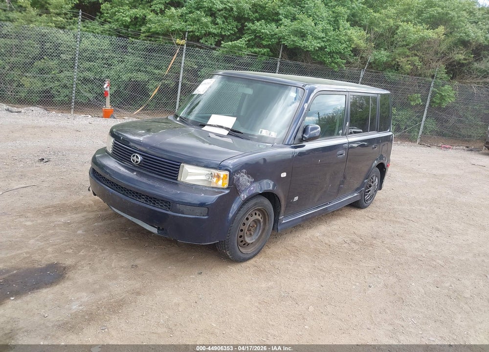 2005 SCION XB VIN: JTLKT324454004901