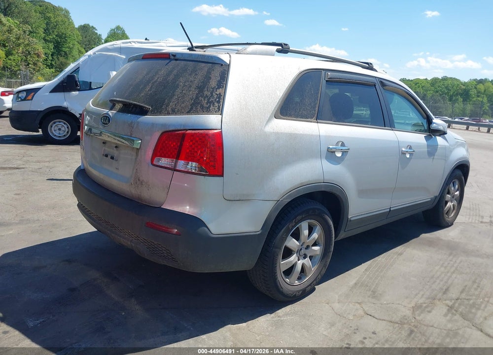 2012 KIA SORENTO LX V6 VIN: 5XYKT4A23CG214485