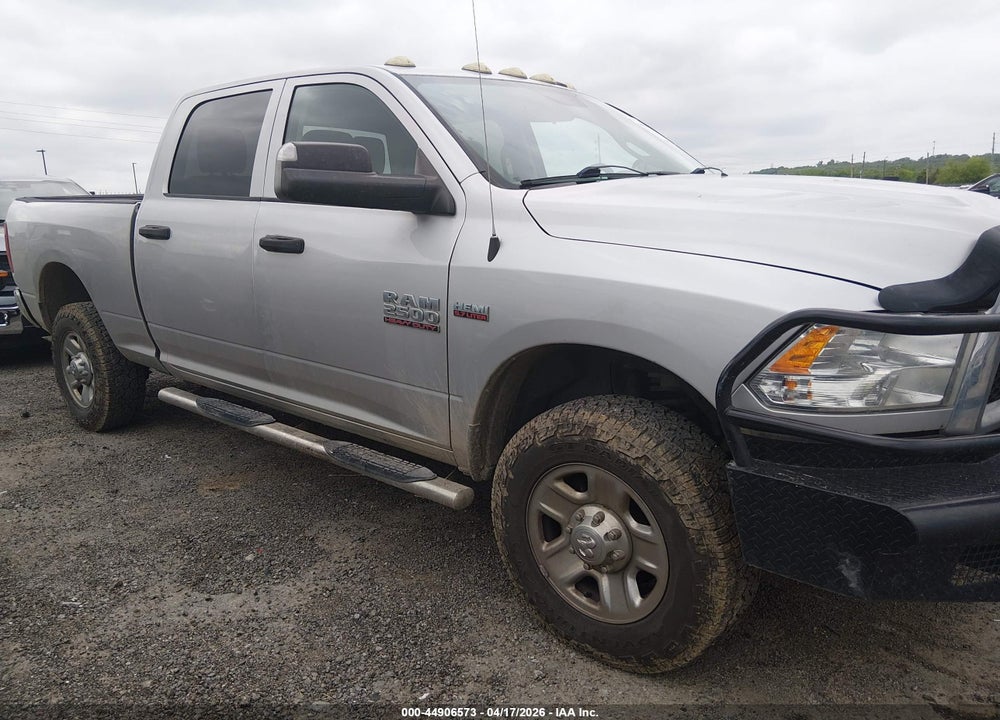2014 RAM 2500 TRADESMAN VIN: 3C6TR5CT7EG212135