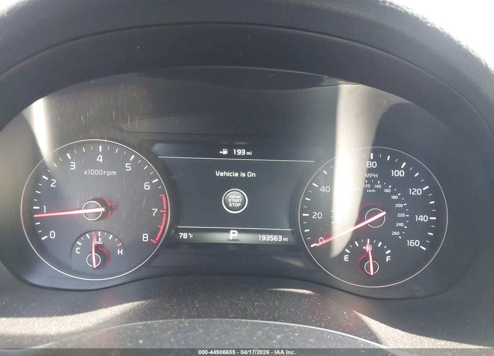 2017 KIA CADENZA LIMITED VIN: KNALC4J18H5058159