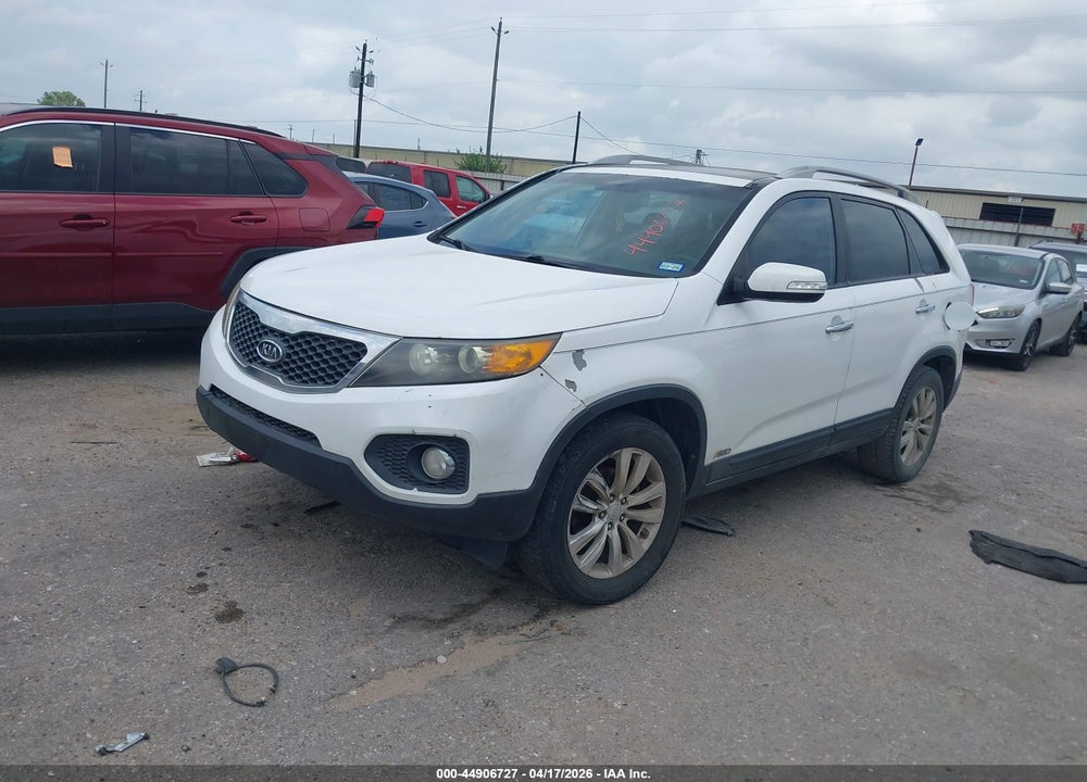 2011 KIA SORENTO EX V6 VIN: 5XYKUDA20BG104456