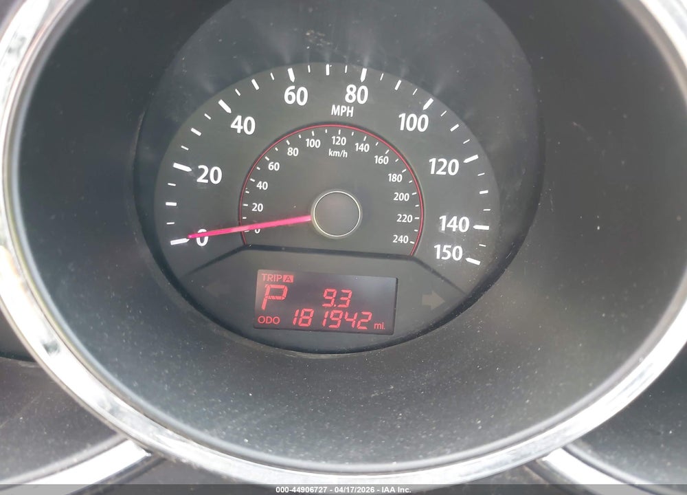 2011 KIA SORENTO EX V6 VIN: 5XYKUDA20BG104456
