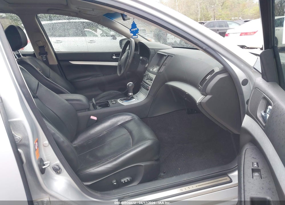 2009 INFINITI G37X VIN: JNKCV61F79M054081