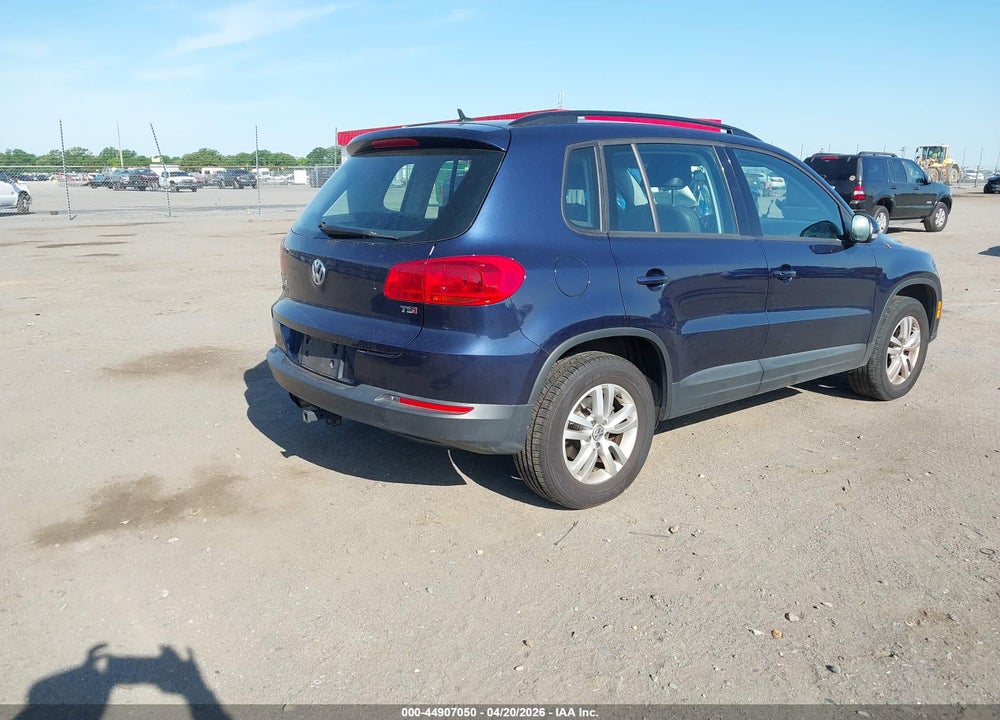 2016 VOLKSWAGEN TIGUAN S VIN: WVGAV7AX8GW600679