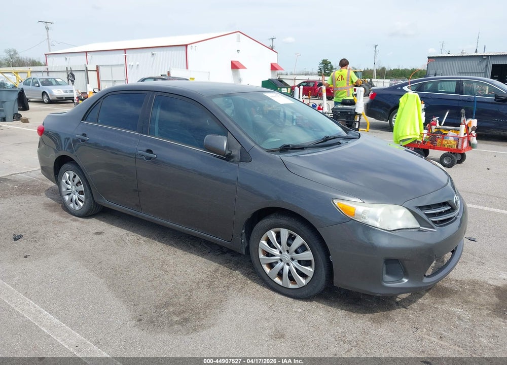 2013 TOYOTA COROLLA LE VIN: 2T1BU4EE7DC011971