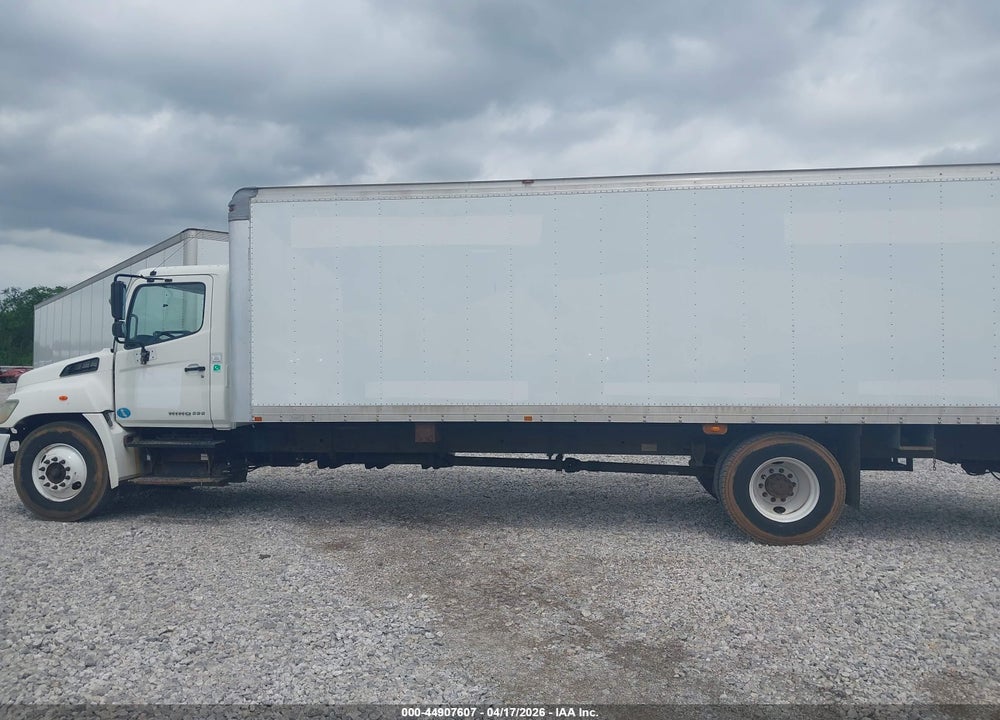 2013 HINO 338 VIN: 5PVNV8JV0D4S52829
