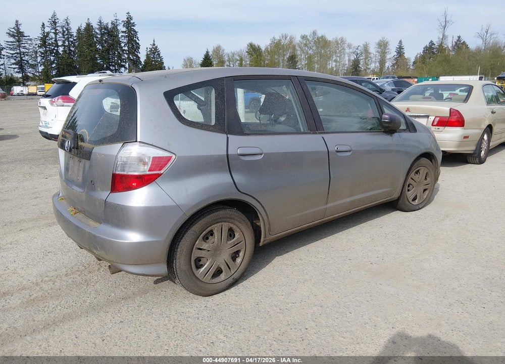 2009 HONDA FIT VIN: JHMGE88259S067746