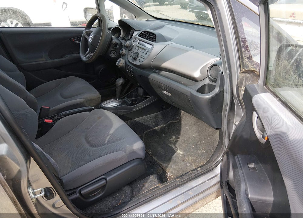 2009 HONDA FIT VIN: JHMGE88259S067746