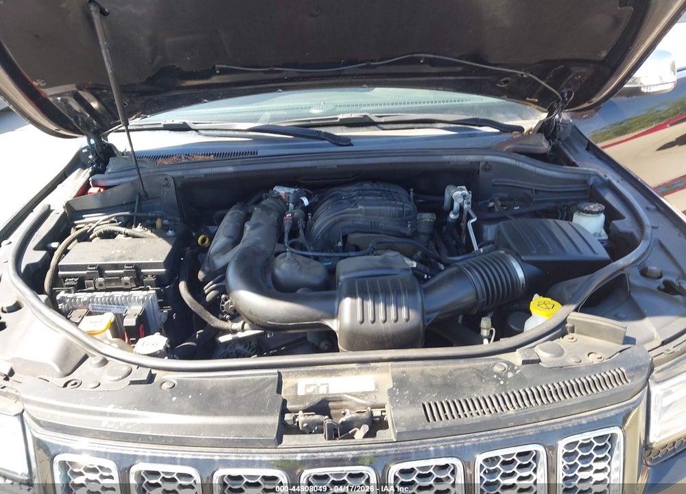2015 JEEP GRAND CHEROKEE SUMMIT VIN: 1C4RJFJG3FC922434