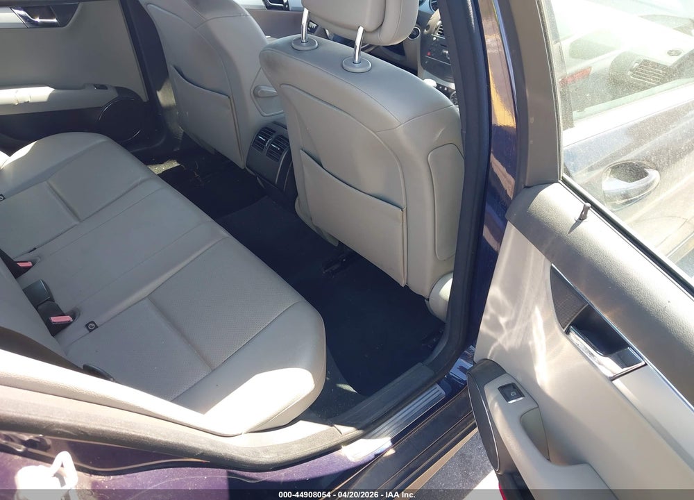 2008 MERCEDES-BENZ C 300 LUXURY/SPORT VIN: WDDGF54X78F115954