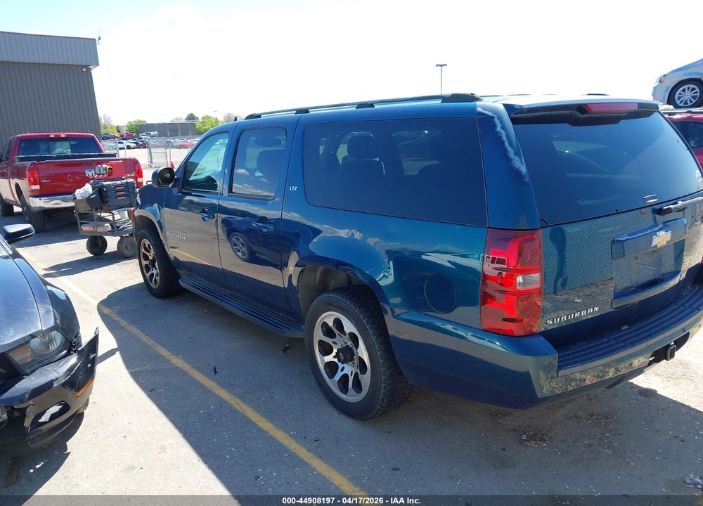 2007 CHEVROLET SUBURBAN 1500 LTZ VIN: 3GNFC16JX7G102118