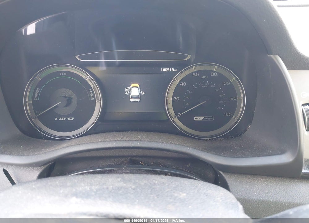 2019 KIA NIRO PLUG-IN HYBRID EX PREMIUM VIN: KNDCC3LD2K5252004