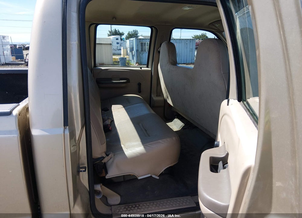 2000 FORD F-350 LARIAT/XL/XLT VIN: 1FTSW30L4YED47784