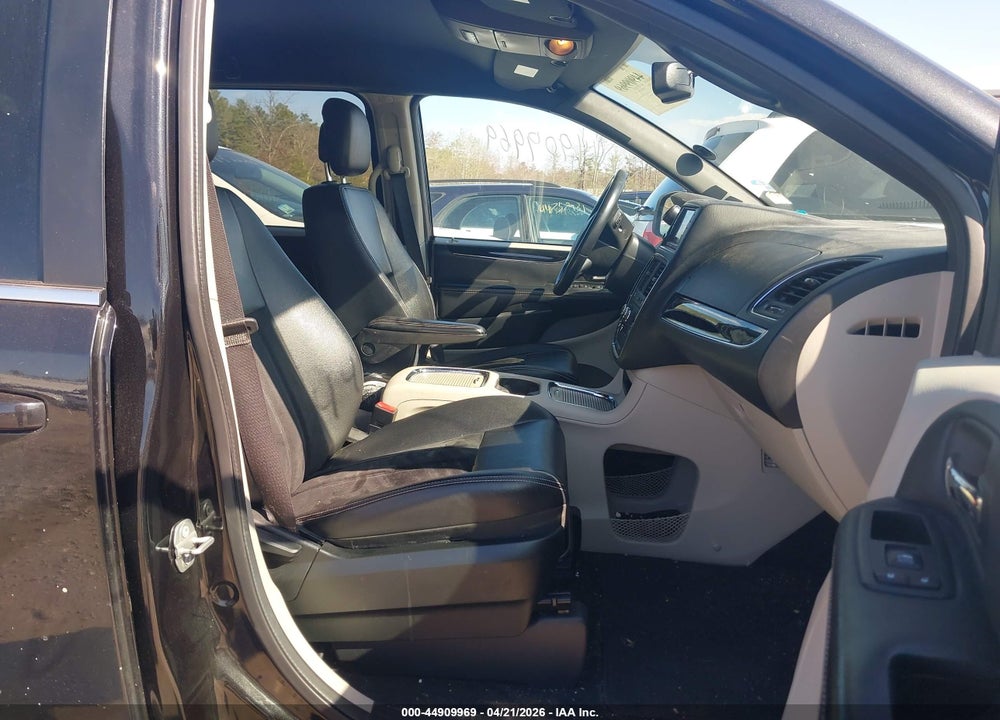 2018 DODGE GRAND CARAVAN SXT VIN: 2C4RDGCG2JR239487