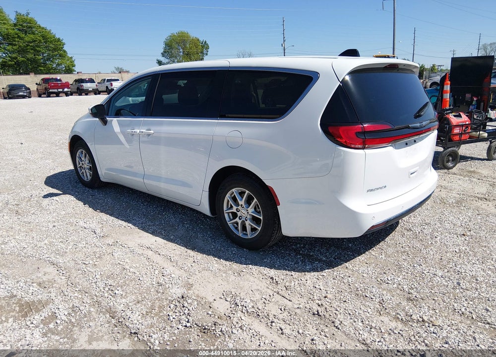 2023 CHRYSLER PACIFICA TOURING L VIN: 2C4RC1BG9PR620148
