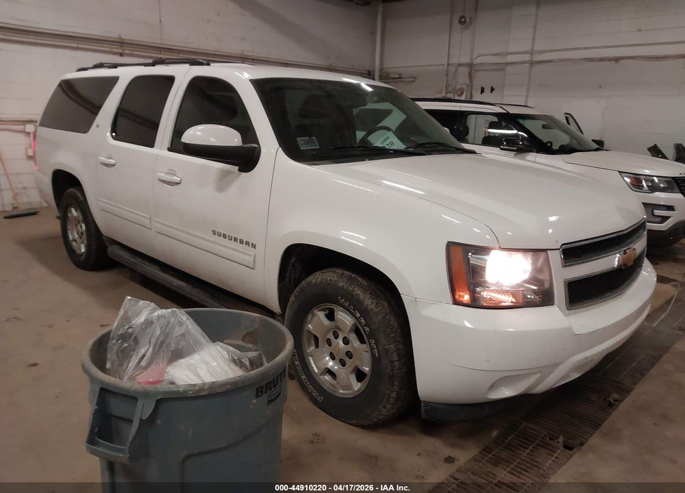 2013 CHEVROLET SUBURBAN 1500 LT VIN: 1GNSKJE76DR191351
