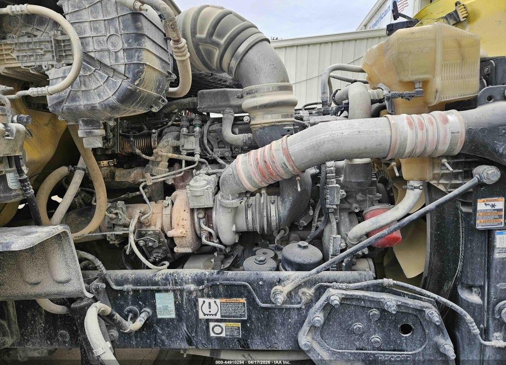 2018 PETERBILT 579 VIN: 1XPBDP9X0JD439942