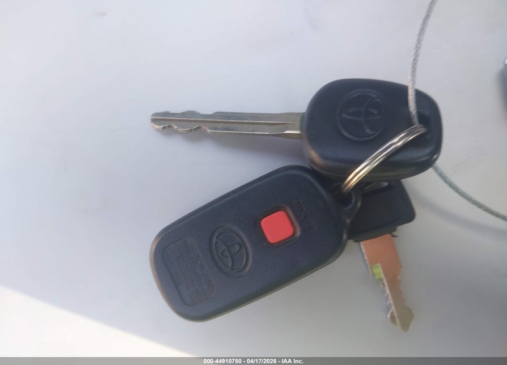 2006 TOYOTA MATRIX VIN: 2T1KR32E56C590817