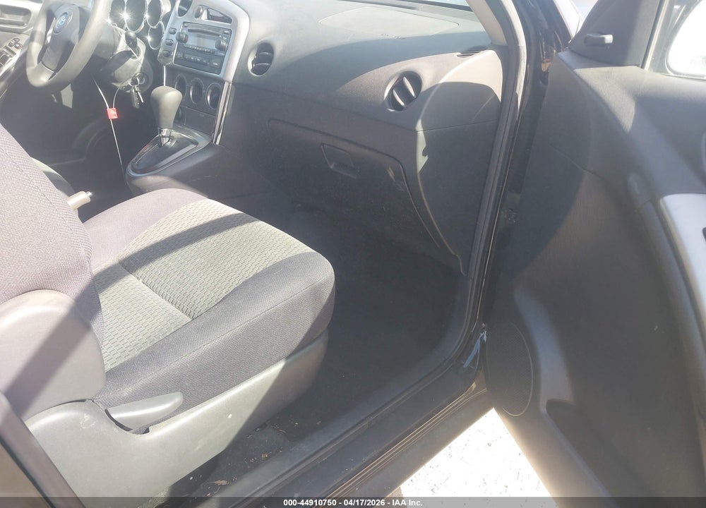 2006 TOYOTA MATRIX VIN: 2T1KR32E56C590817