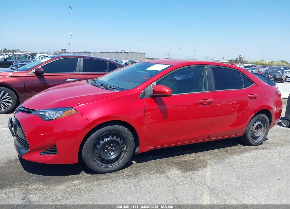 2019 TOYOTA COROLLA LE VIN: 2T1BURHE5KC180568