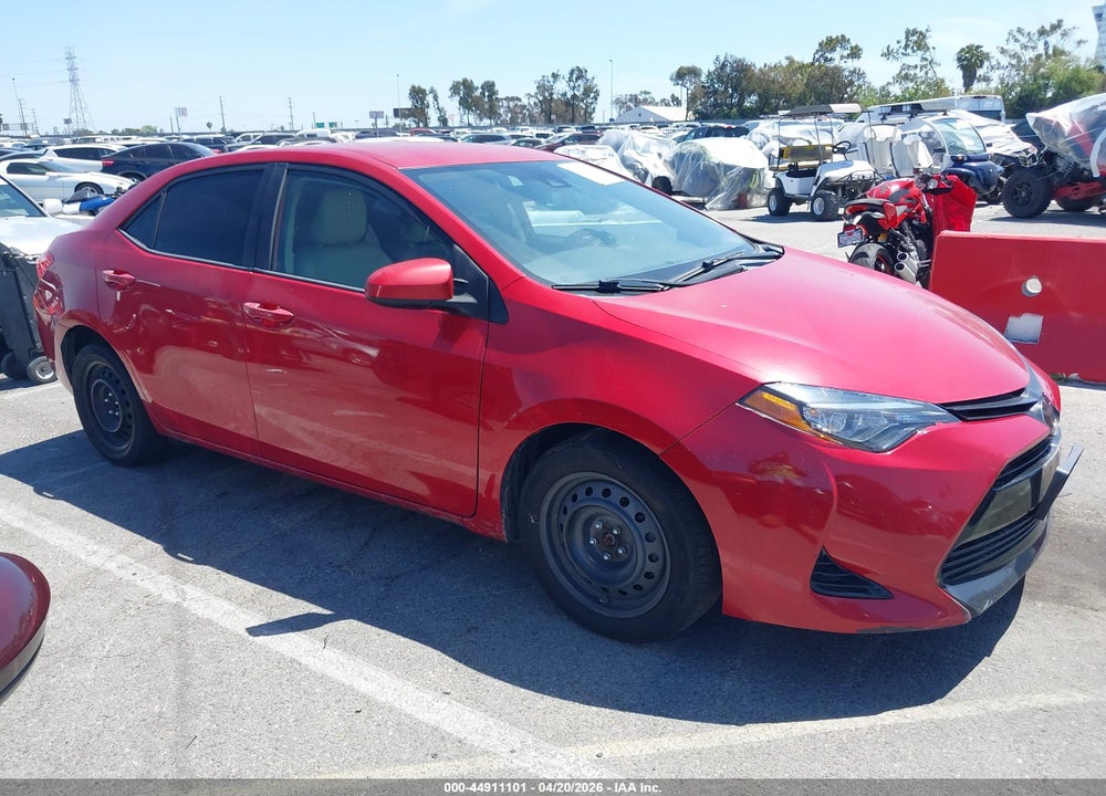 2019 TOYOTA COROLLA LE VIN: 2T1BURHE5KC180568