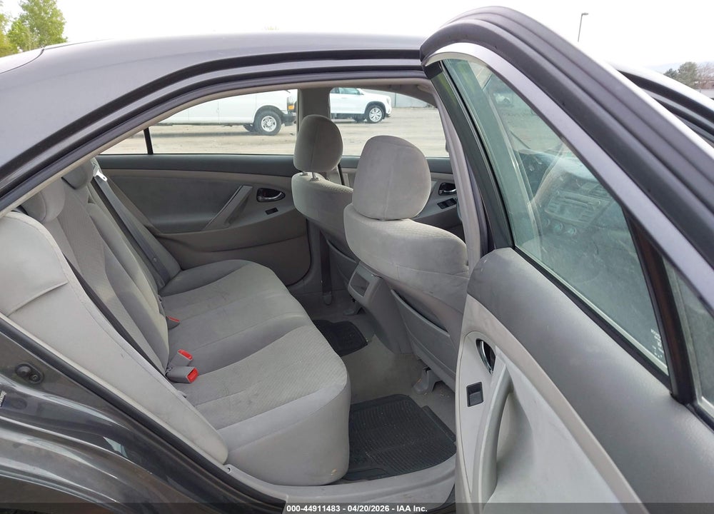 2009 TOYOTA CAMRY LE VIN: 4T1BE46K39U895043
