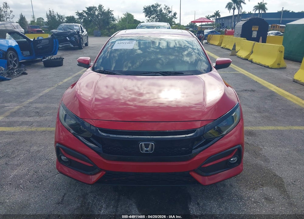 2018 HONDA CIVIC EX VIN: SHHFK7H51JU220584