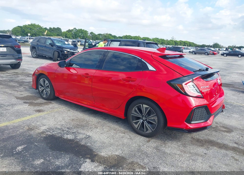2018 HONDA CIVIC EX VIN: SHHFK7H51JU220584