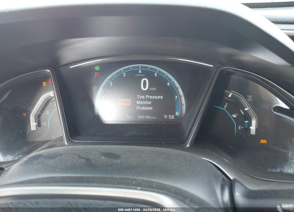 2018 HONDA CIVIC EX VIN: SHHFK7H51JU220584