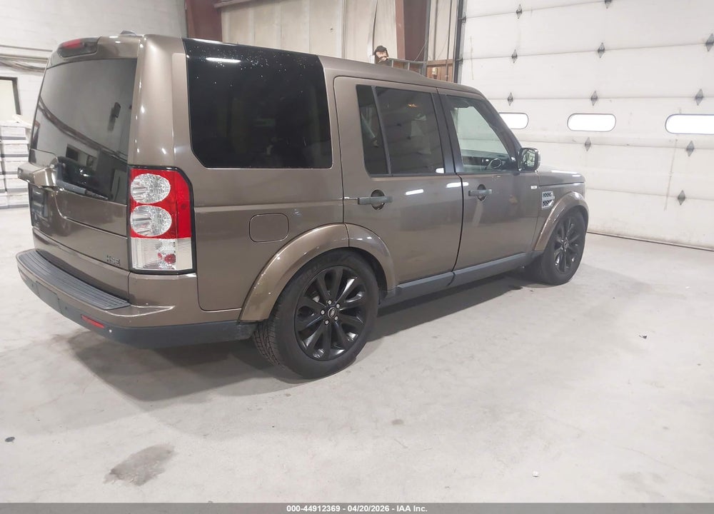 2011 LAND ROVER LR4 VIN: SALAG2D42BA555949