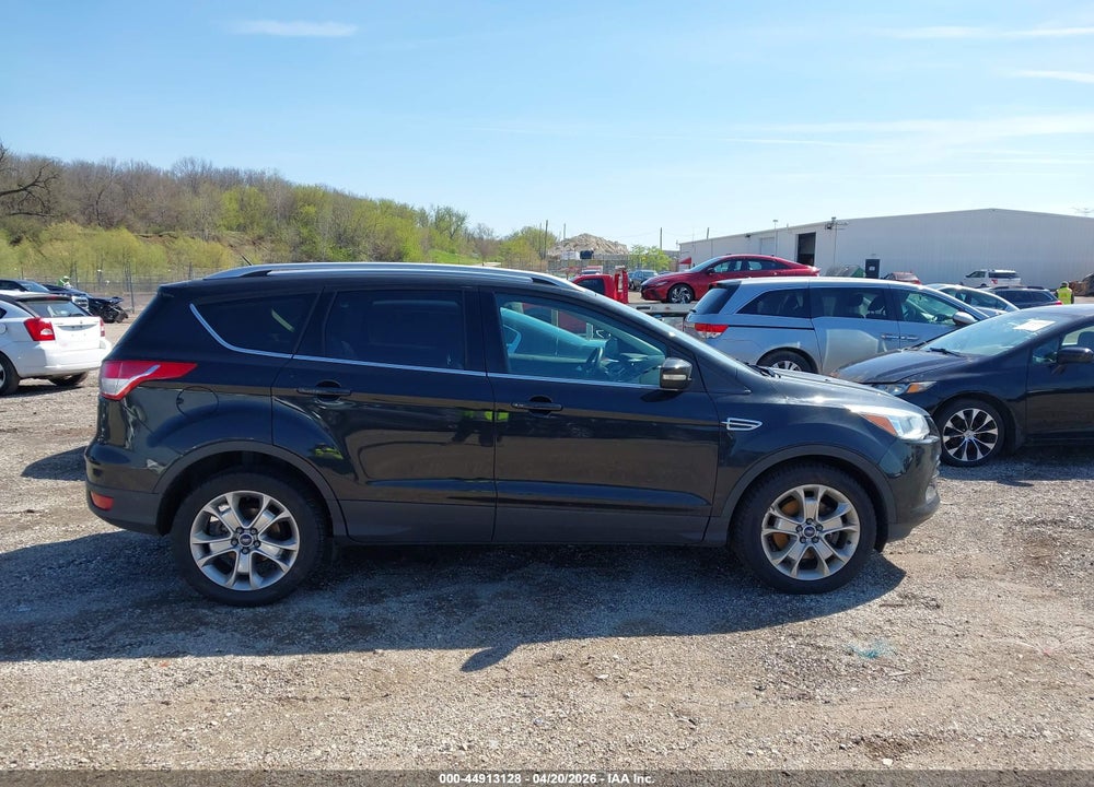 2015 FORD ESCAPE TITANIUM VIN: 1FMCU9JX9FUA05132