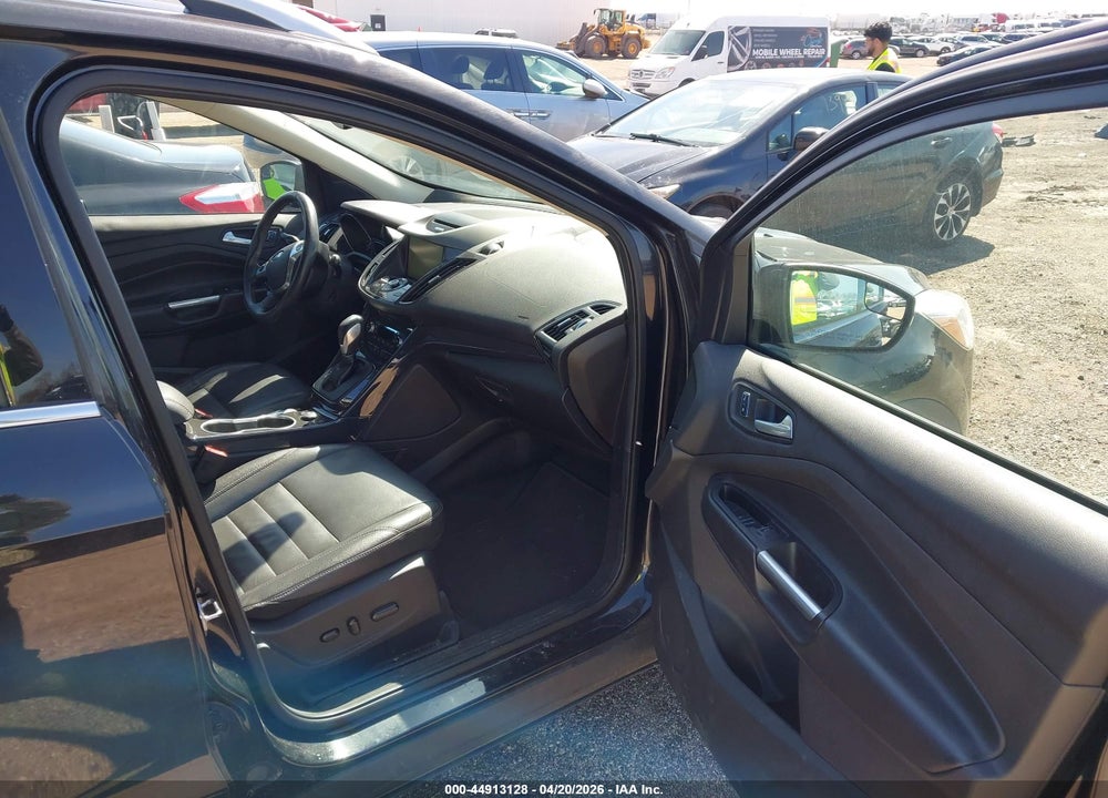 2015 FORD ESCAPE TITANIUM VIN: 1FMCU9JX9FUA05132