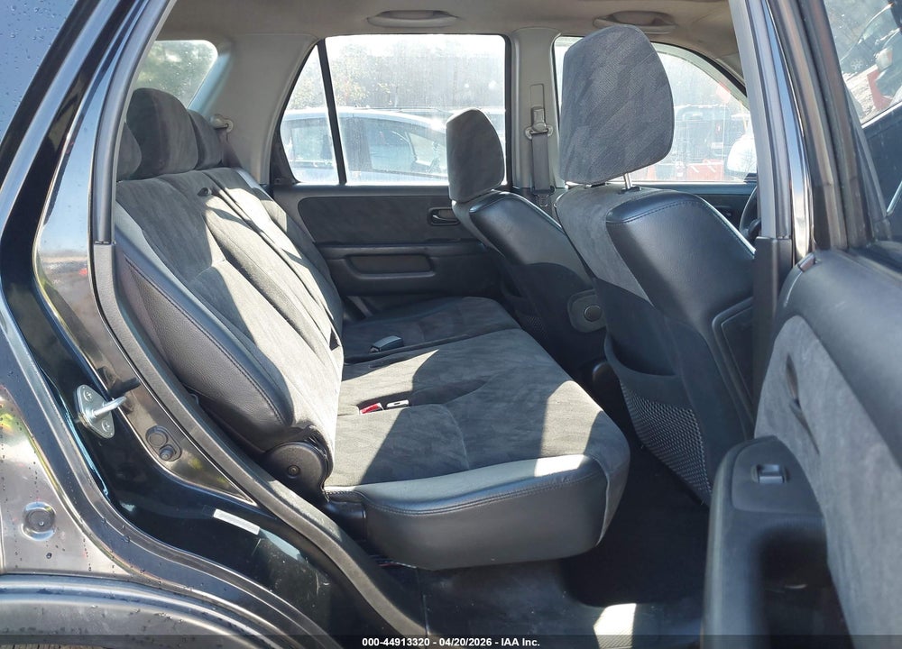 2002 HONDA CR-V EX VIN: JHLRD78812C049906