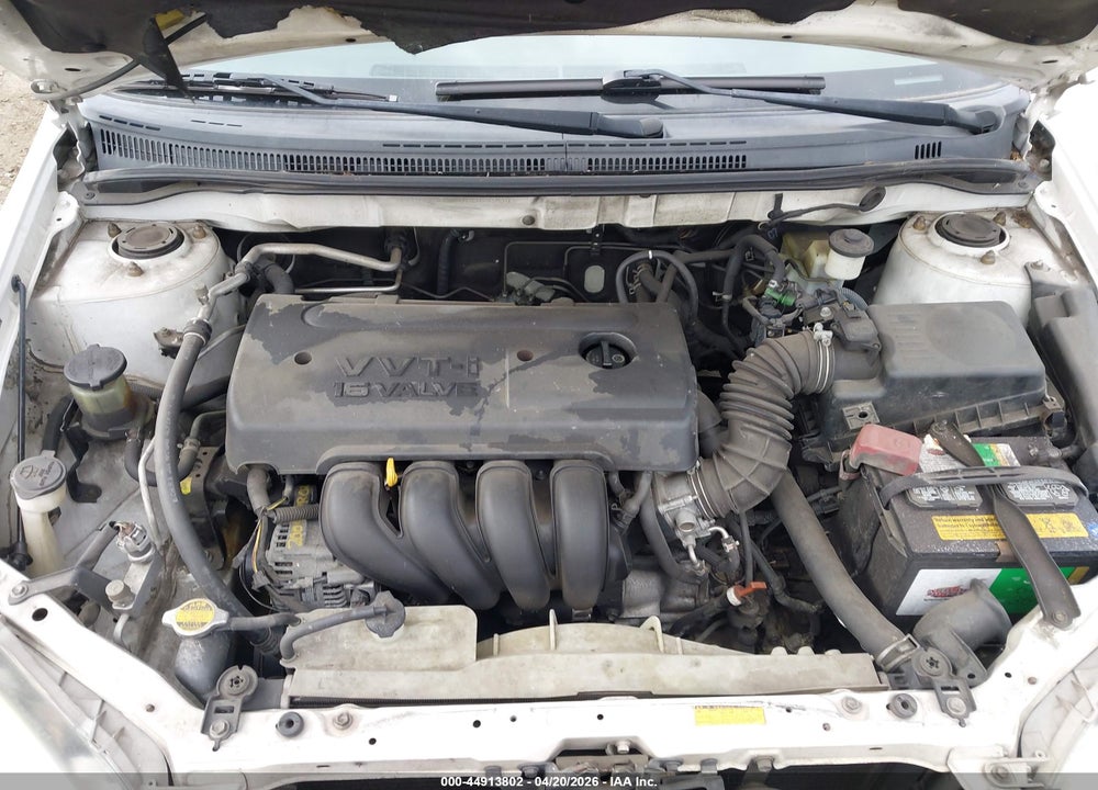 2005 TOYOTA COROLLA LE VIN: JTDBR32E452064904