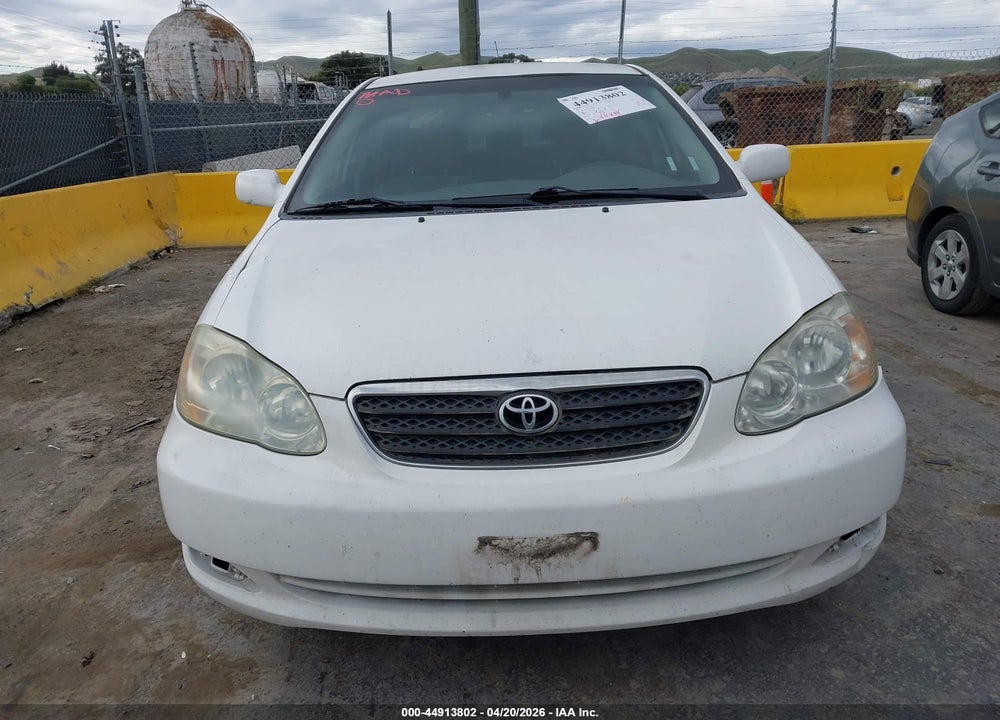2005 TOYOTA COROLLA LE VIN: JTDBR32E452064904