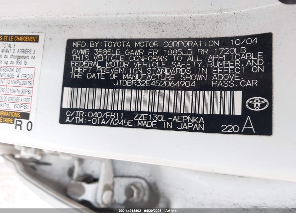 2005 TOYOTA COROLLA LE VIN: JTDBR32E452064904