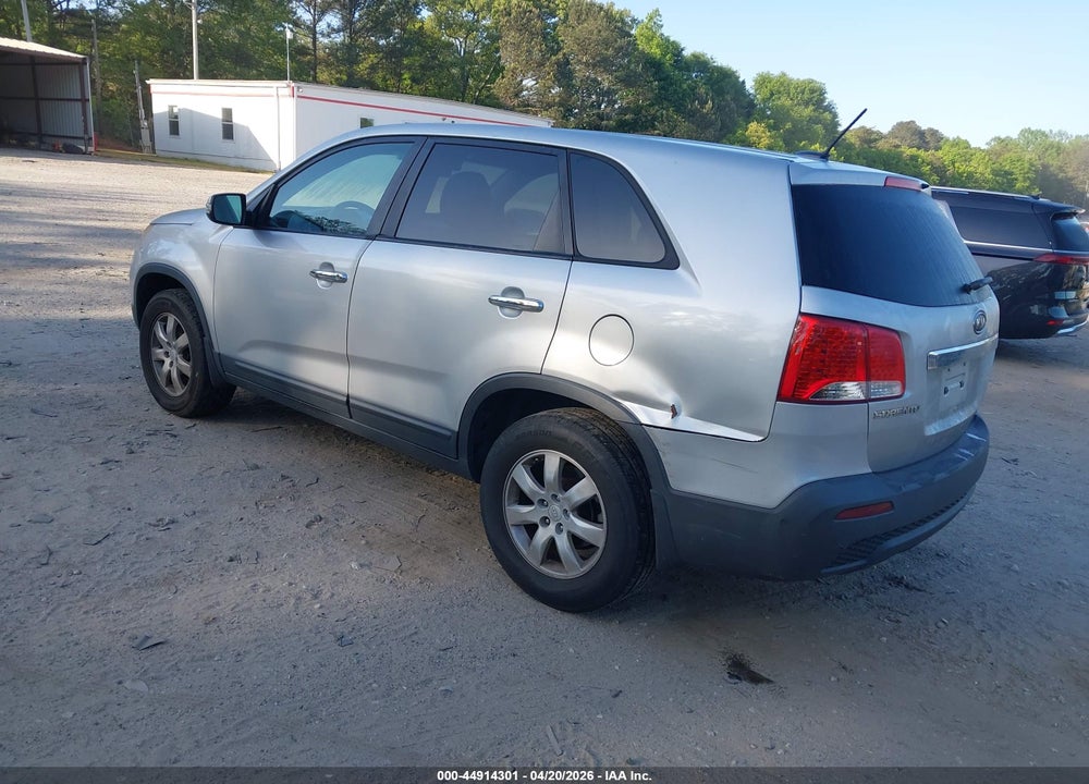 2011 KIA SORENTO LX VIN: 5XYKT3A12BG085770