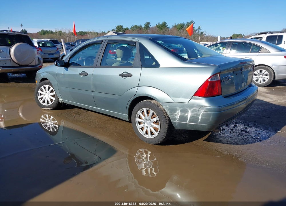 2005 FORD FOCUS ZX4 VIN: 1FAHP34N25W284327