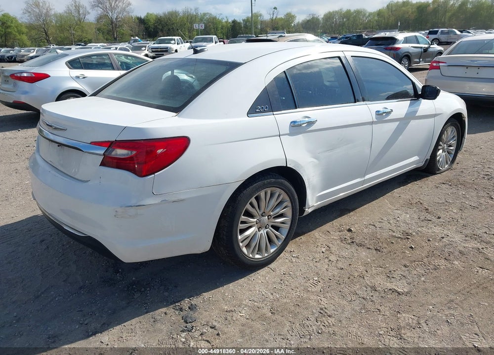 2011 CHRYSLER 200 LIMITED VIN: 1C3BC2FG5BN571980