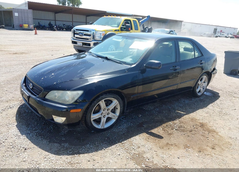 2003 LEXUS IS 300 VIN: JTHBD192430073057