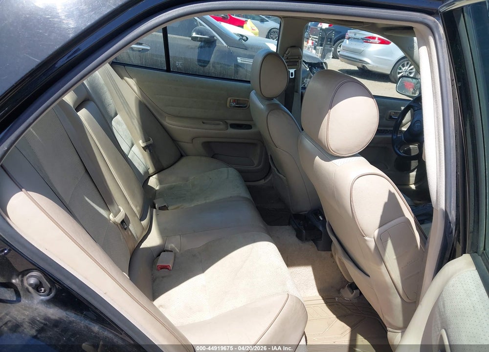 2003 LEXUS IS 300 VIN: JTHBD192430073057