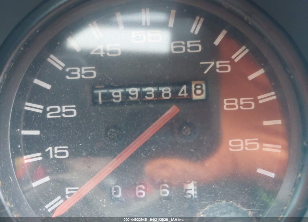1990 ISUZU TROOPER VIN: JACCH58E8L8908686