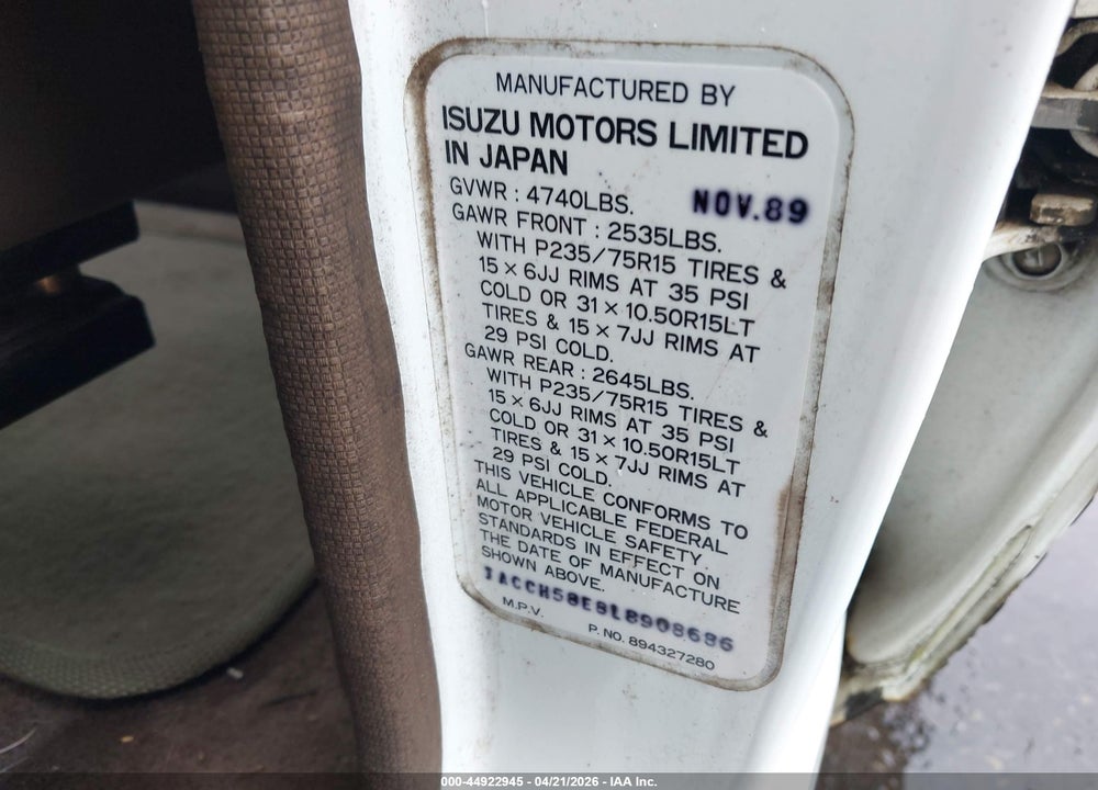 1990 ISUZU TROOPER VIN: JACCH58E8L8908686