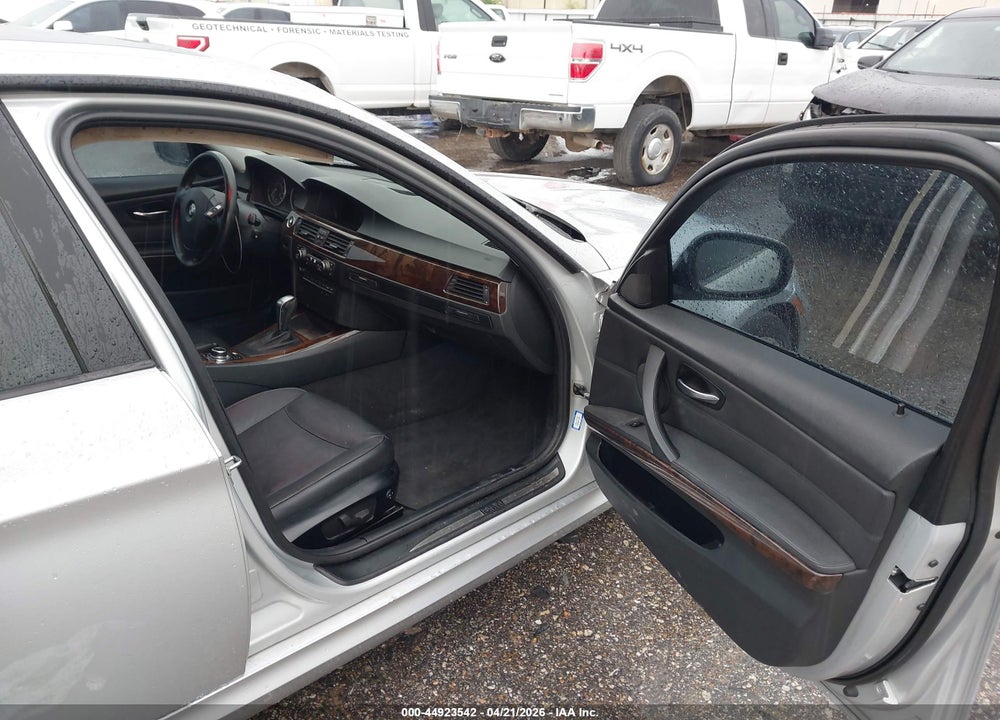2011 BMW 328I VIN: WBAPH5C59BA448369
