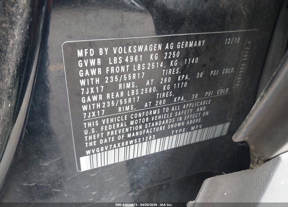 2011 VOLKSWAGEN TIGUAN SE VIN: WVGBV7AX8BW531263