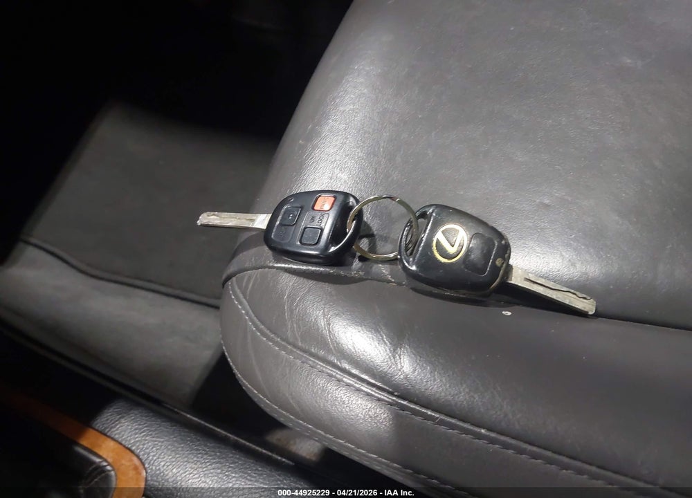 2004 LEXUS GX 470 VIN: JTJBT20X640052874