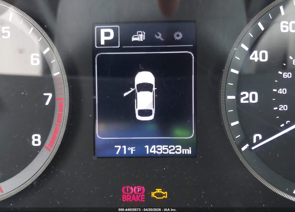 2015 HYUNDAI SONATA SE VIN: 5NPE24AF8FH063921