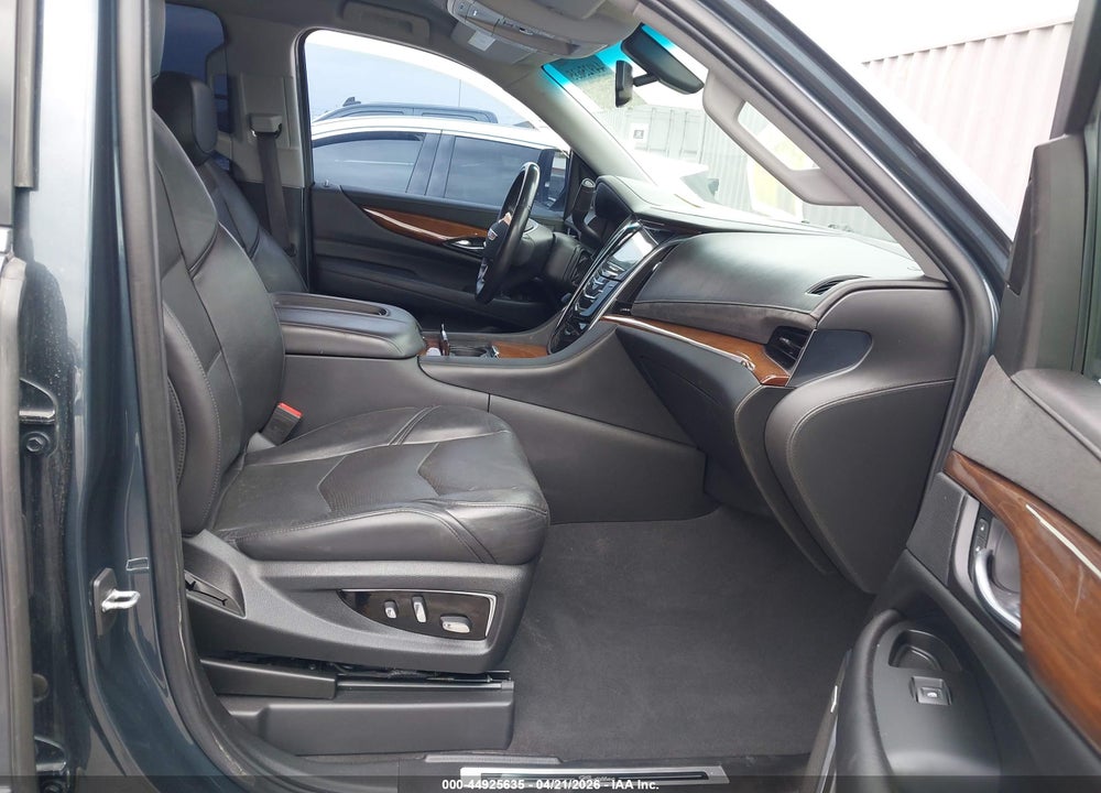 2020 CADILLAC ESCALADE ESV 2WD VIN: 1GYS3GKJ7LR166606
