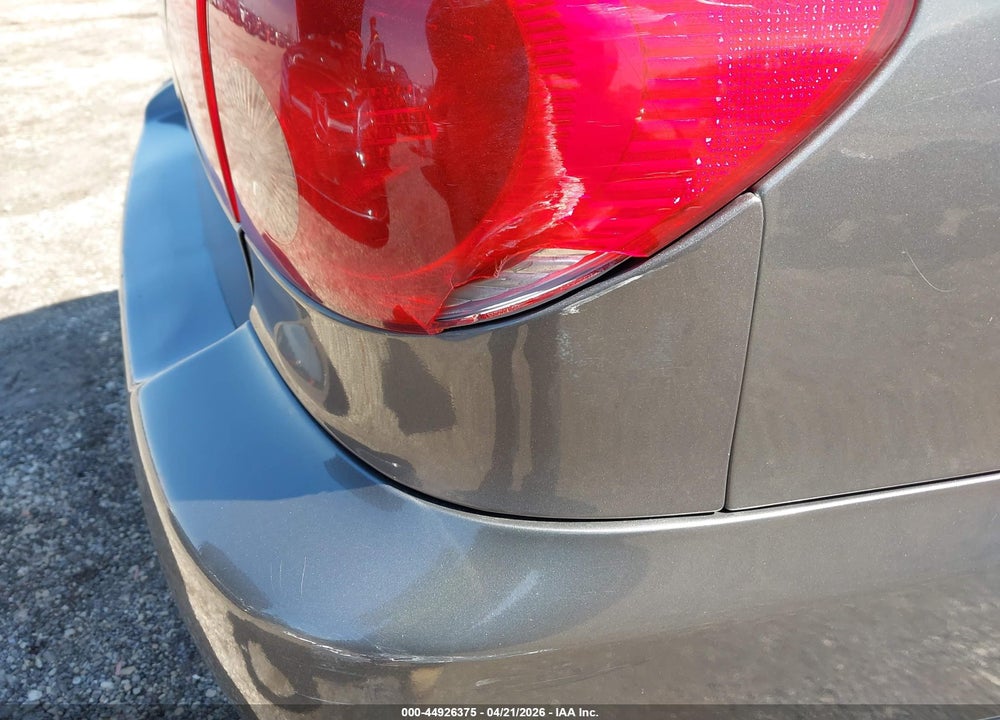 2005 TOYOTA COROLLA S VIN: 1NXBR30E05Z470147