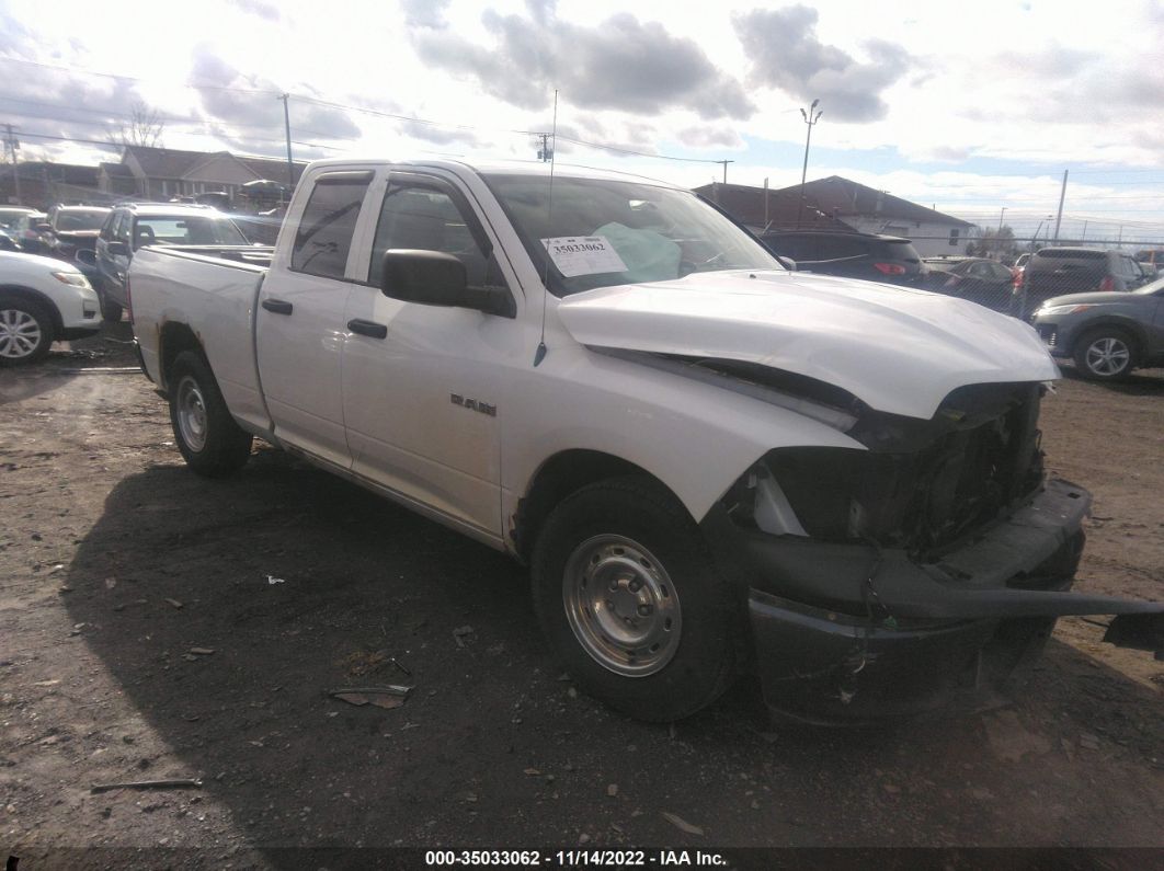 DODGE RAM 1500 2010